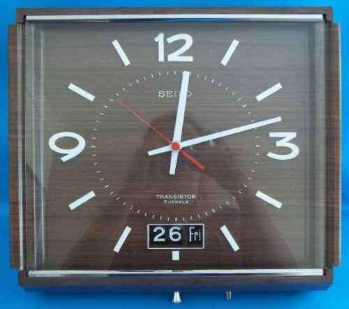 FANTASTIC VINTAGE SEIKO TRANSISTOR 5 JEWELS WALL CLOCK IN PERFECT WORKING ORDER!!! - 32cm/35cm/8cm