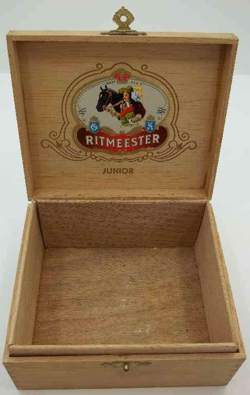 Ritmeester Junior Wood Cigar Box - 13cm/11cm/6cm