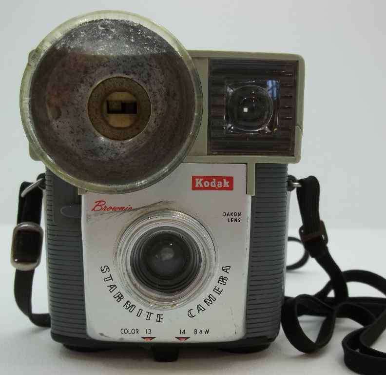 Vintage Kodak Brownie Starmite Camera