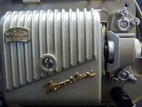 Fantastic Zeiss Ikon Movilux 1959 8mm Projector, Not Tested, No Power Cord