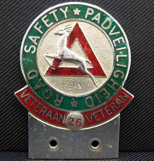 VETERAN ROAD SAFETY/VETERAAN PADVEILIGHEID CAR BADGE - 9,5cm/7,5cm