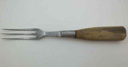 Old Wooden Handled Jones Bros, Down Street, Piccadilly Serving Fork - Length 24cm