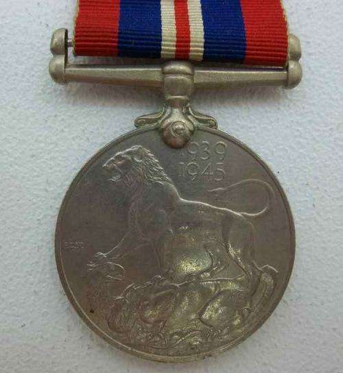 GEORGIVS VI DG BR OMN REX ET INDIAE IMP 1939-1945 MEDAL