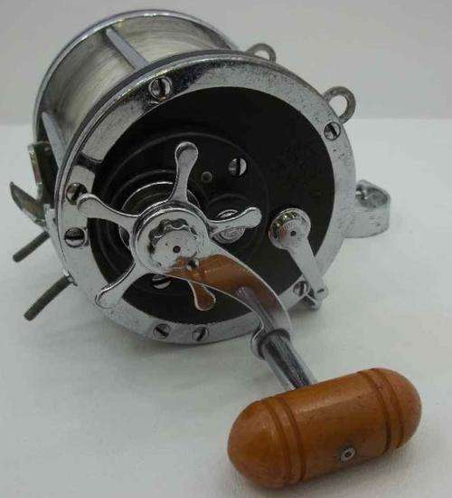 Vintage Penn Senator 9/10 Fishing Reel