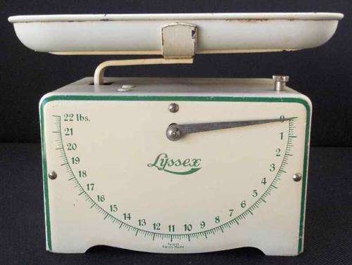 Vintage Lyssex Enamelware Swiss Made Kitchen Scale - 18cm/18cm/11,5cm