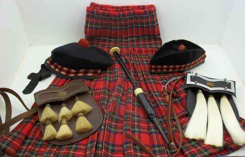 FANTASTIC RARE Transvaal 8th Infantry Scottish Regiment:Kilt; 2X Sporran; 2X Berets; Bagpipe Chanter