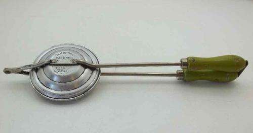 VINTAGE NUTBROWN SANDWICH TOASTER MADE IN ENGLAND