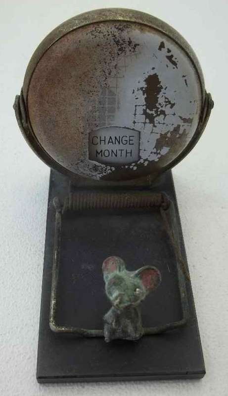 Quirky Vintage Desk Paper Holder - 8cm/7cm/6,5cm