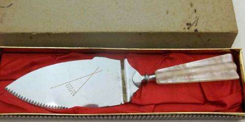 Beautiful Art Deco Cake/Pie Cutter/Server