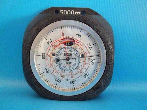 Altimeter - Thommen, Switzerland (For Hiking & Skydiving)