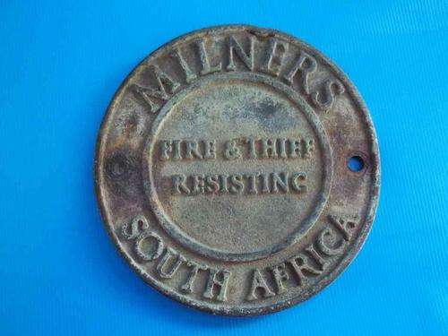 Milners South Africa - Fire & Thief Resisting Metal Plaque - Diameter 10,5cm