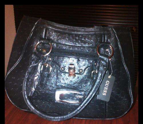 STUNNING GUESS HANDBAG BLACK - AUTHENTICITY GUARANTEED- Free Guess Watch