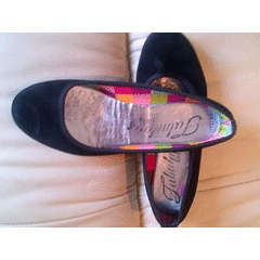 BLACK PUMP- SIZE 4 - SUPER STYLISH+COMFY AND SMART!!!
