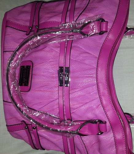 BRAND NEW AUTHENTIC STUNNING GUESS HANDBAG - PINK
