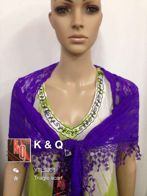 K & Q scarf -triangle scarf