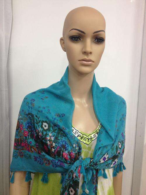 K & Q scarf-square scarf