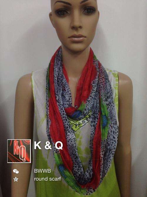 K & Q scarf -round scarf