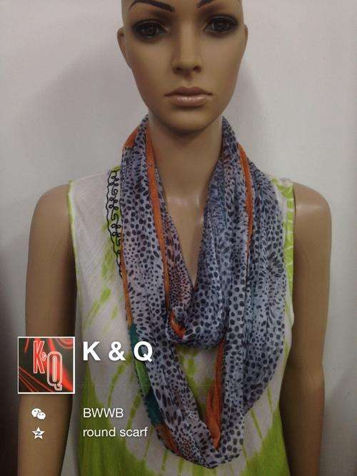 K & Q scarf -round scarf