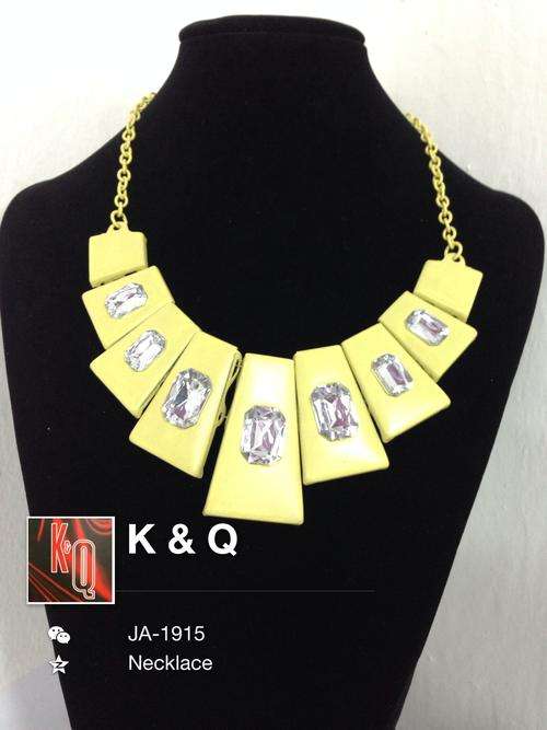 K & Q scarf -necklace