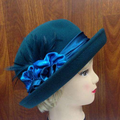 K & Q scarf -Wool Hat