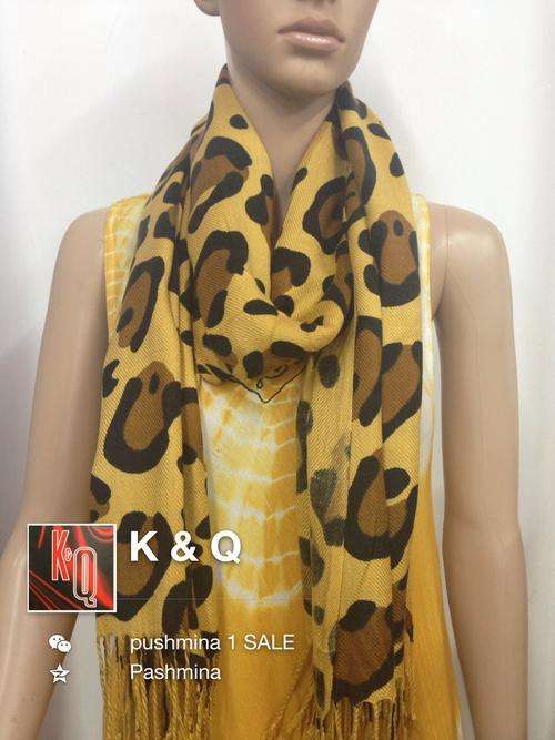 K & Q scarf -pashmina