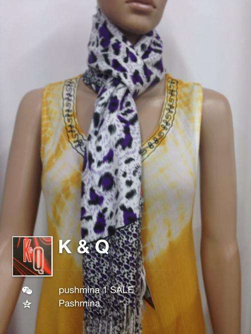 K & Q scarf -pashmina