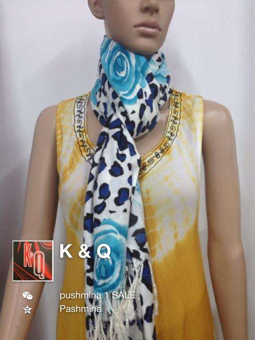 K & Q scarf -pashmina