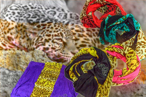 " K & Q " Wild Arrive!!  Leopard print design Viscose scarves