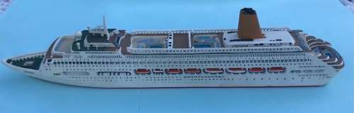 Mercator Ships by Skytrex Ltd model Ship `Oriana` 1995, M 933 in original box 1 in1250 scale