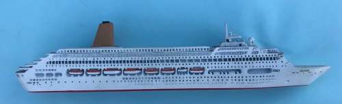Mercator Ships by Skytrex Ltd model Ship `Oriana` 1995, M 933 in original box 1 in1250 scale