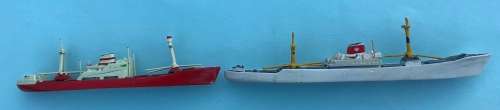 Hansa metal model ships `Bremerhaven` S30 and `Helga Dan` S19 1 in 1250 scale
