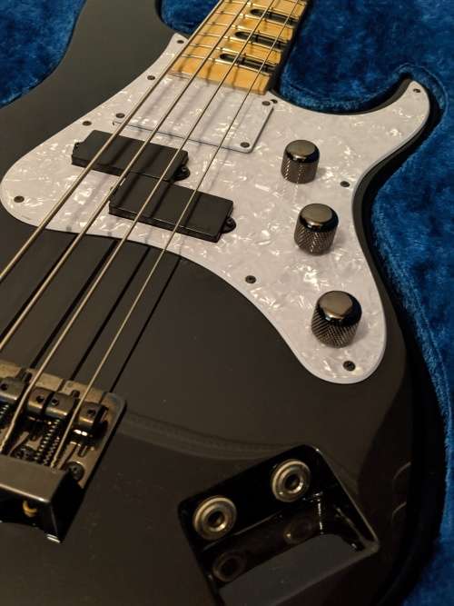 Yamaha Attitude LTD II Bass Guitar