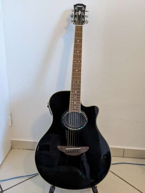 Yamaha APX steel string electro-acoustic guitar black