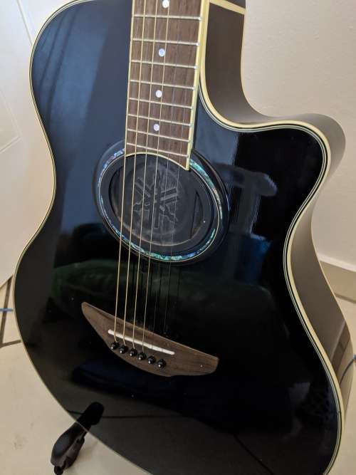 Yamaha APX steel string electro-acoustic guitar black