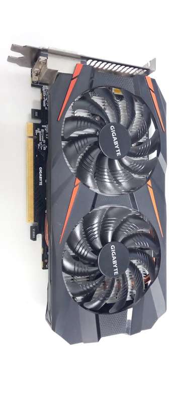 *MINT CONDITION*GeForce® GTX 1060 WINDFORCE OC 3G