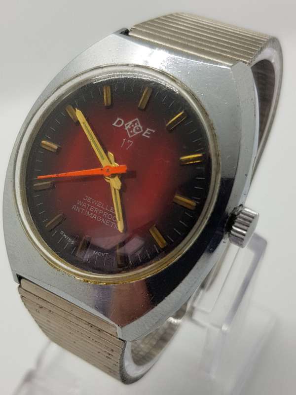 NO RESERVE!!! AWESOMELY RETRO Vintage men's watch