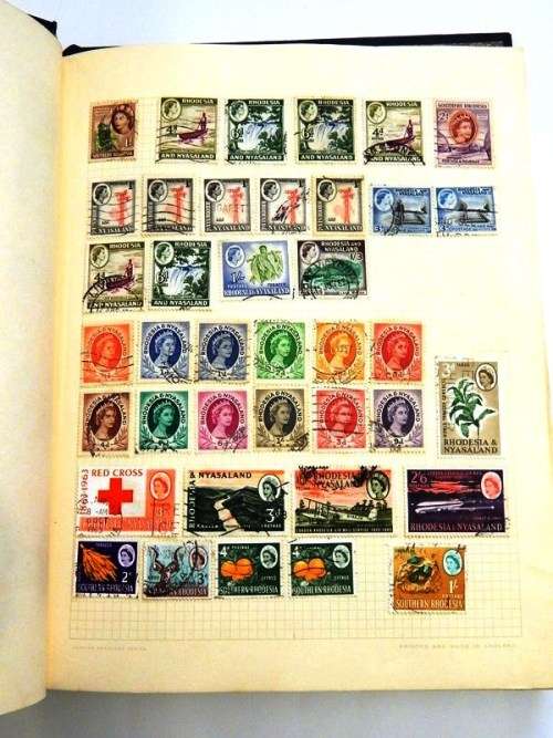 Worldwide stamps Album - Take a look! - Very good stamps.