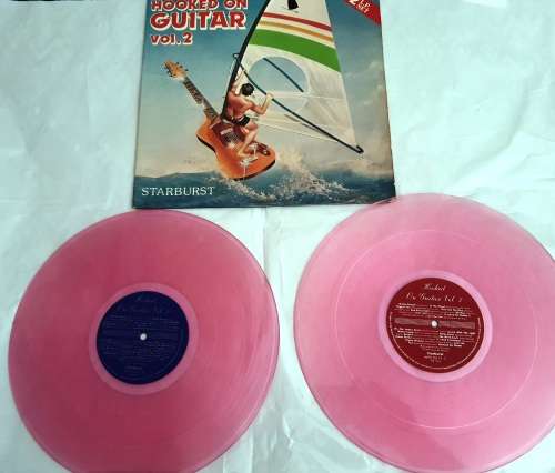 LP,HOOKED ON GUITAR VOL. 2,Records:VG+,Covers:G,2xVinyl,Label:Starbust,CAT:MFPD0,Press:SA, Gatefold
