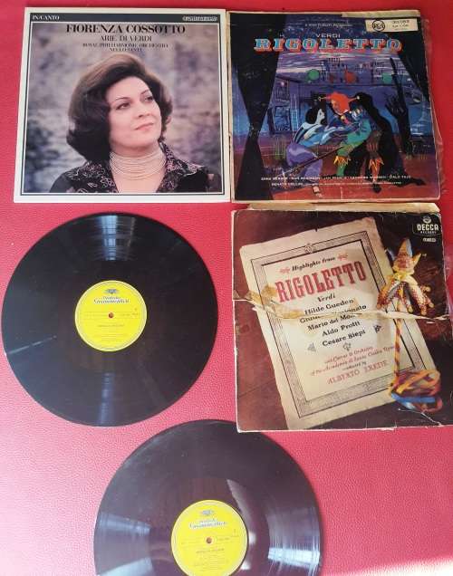 LP,Rossini X7,Liszt X6,Strauss X7.Verdi X5,Schubert X6,ungraded, sold as a lot,31 records