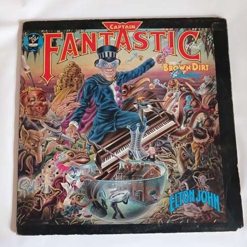 LP, Elton John  Captain Fantastic, R: G, C: G, L:  DJM Records.ML 4016, Press: RSA, Gatefold