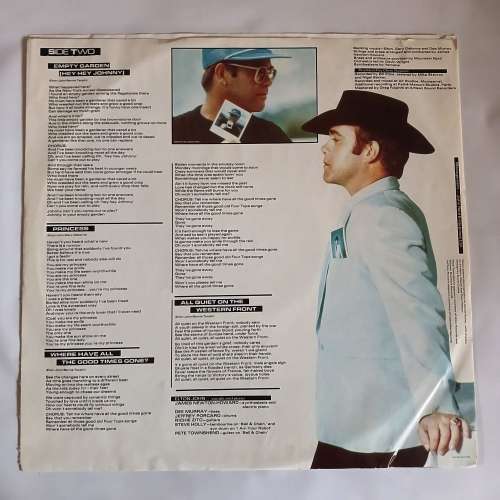 LP, Elton John, Jump Up!, R: VG+, C: VG+, L: Reprise Geffen, Press: US