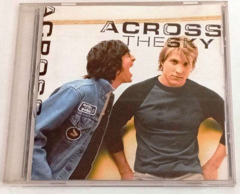 CD, Across the sky - VG