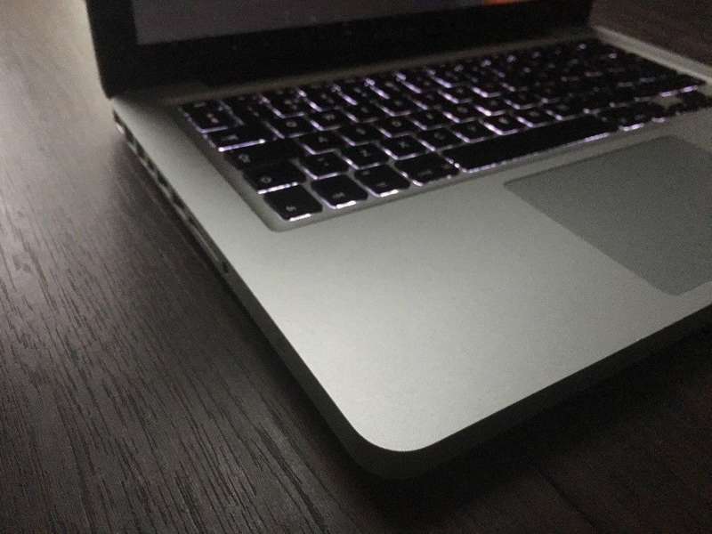 MACBOOK PRO 13" CORE I5 GREAT CONDITION!!!