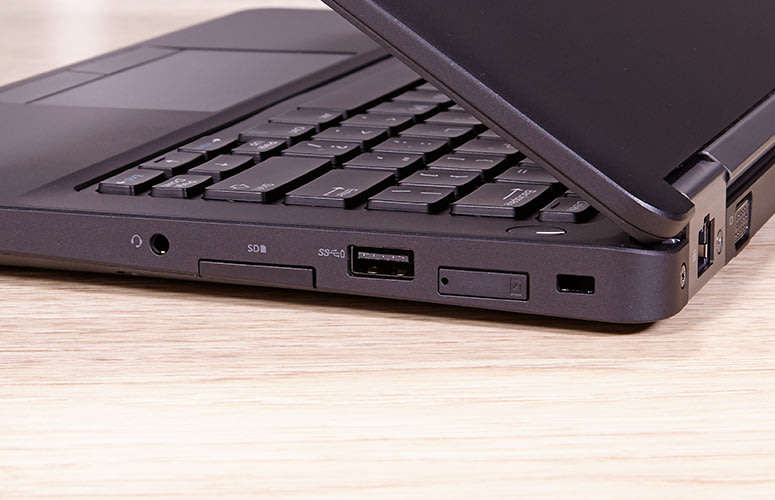 DELL LATITUDE LAPTOP**i5 6TH GEN**8GB DDR4**256GB SSD**FEB 2020 DELL WARRANTY!!!