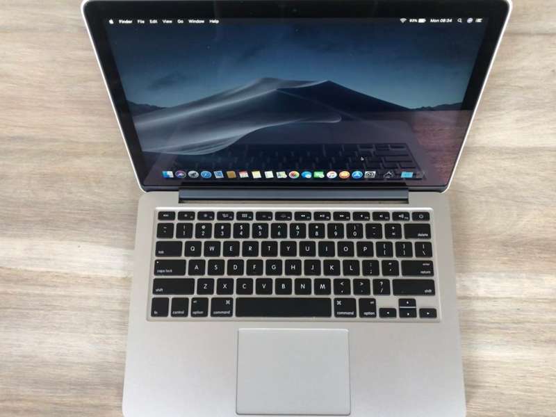 APPLE MACBOOK PRO 2015 13INCH RETINA EXCELLENT CONDITION!!!