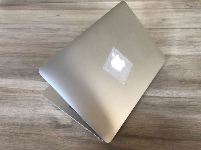 APPLE MACBOOK PRO 2015 13INCH RETINA EXCELLENT CONDITION!!!