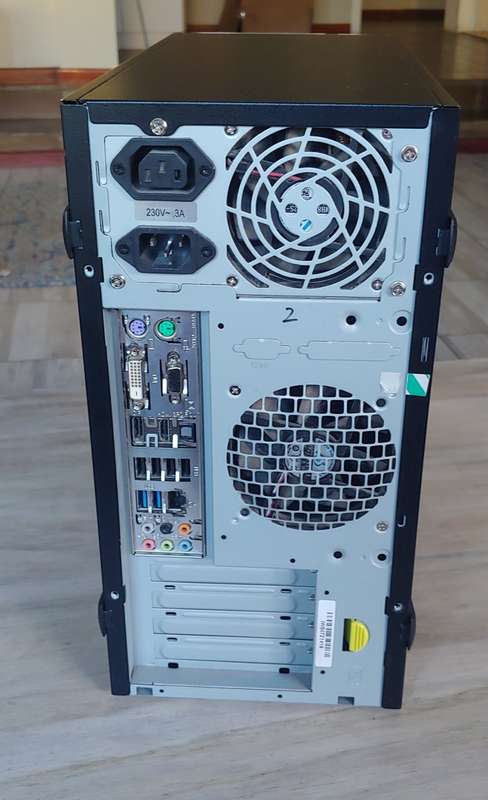 MECER**i7**DESKTOP**8GB RAM**WINDOWS 10 PRO**KEYBOARD & MOUSE!!!