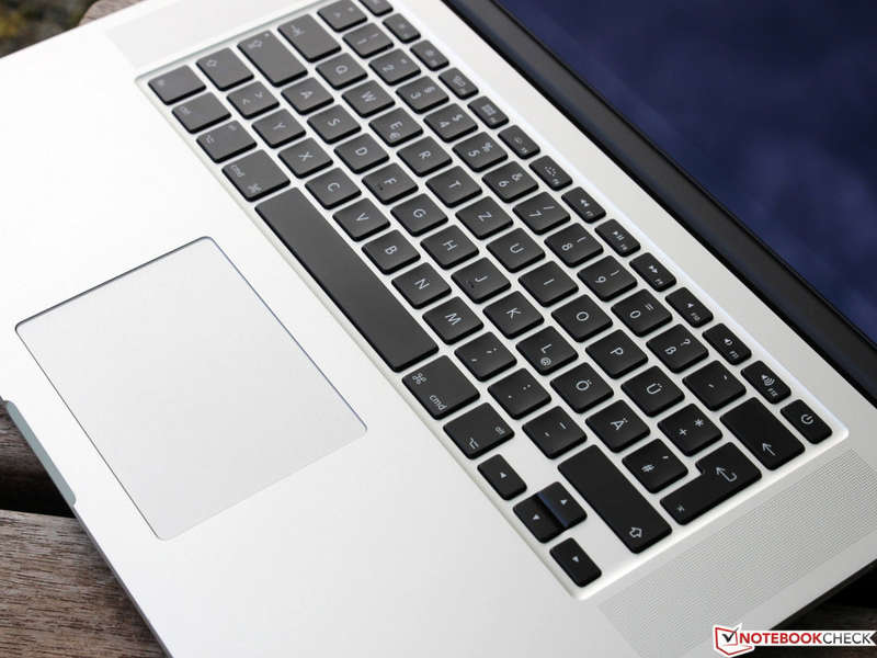 APPLE MACBOOK PRO 15INCH RETINA**i7**8GB RAM**OFFICE 2019!!! BRAND NEW CONDITION!!!