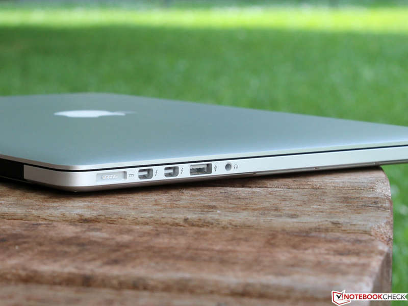 APPLE MACBOOK PRO 15INCH RETINA**i7**8GB RAM**OFFICE 2019!!! BRAND NEW CONDITION!!!