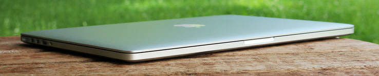 APPLE MACBOOK PRO 15INCH RETINA**i7**8GB RAM**OFFICE 2019!!! BRAND NEW CONDITION!!!